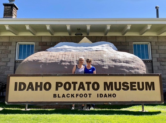 6 Potato Museum Sign